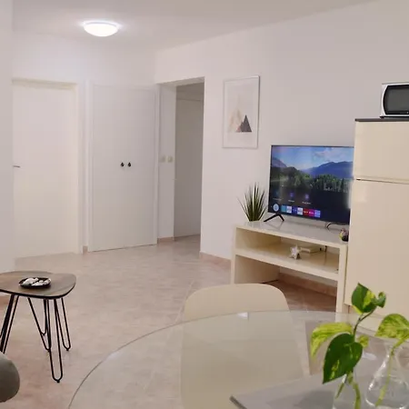 Apartmani Milin Apartment *