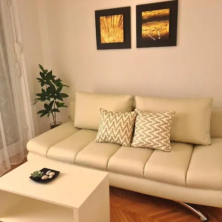 Milin Apartman Zára