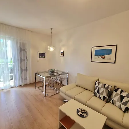 Apartmani Milin Apartment *