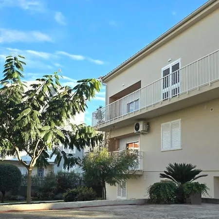 Апартаменты Apartmani Milin