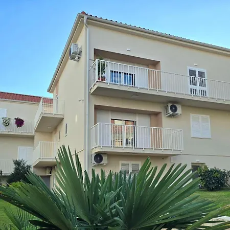 Апартаменты Apartmani Milin *