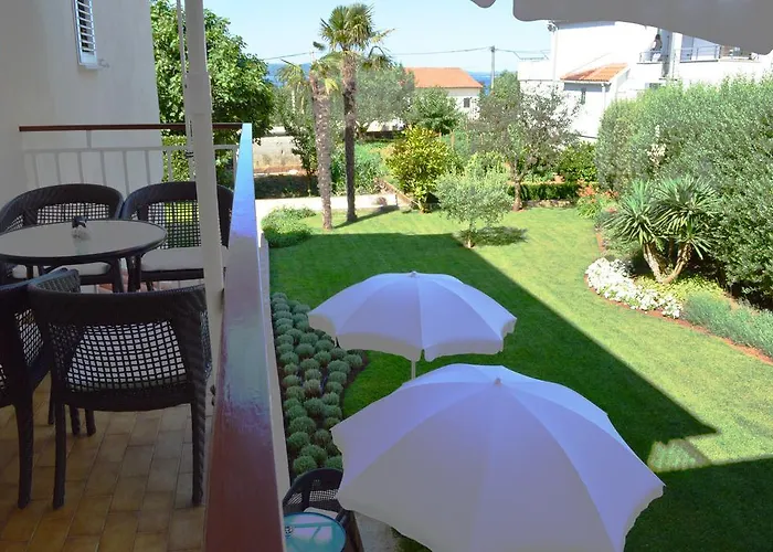 Apartmani Milin Апартаменты Задар